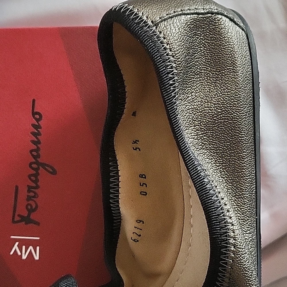 New! Salvatore Ferragamo leather ballerina flat shoes - Picture 6 of 7